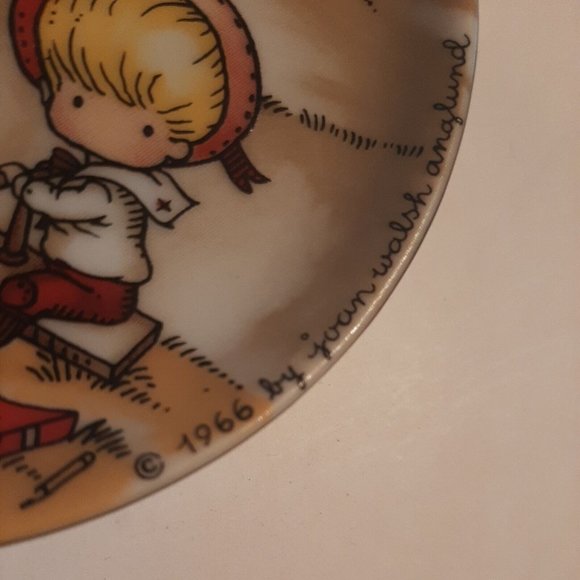 1966 Joan Walsh Anglund 4" Plate Coaster Children Seesaw Teeter Totter W Germ - Picture 4 of 6